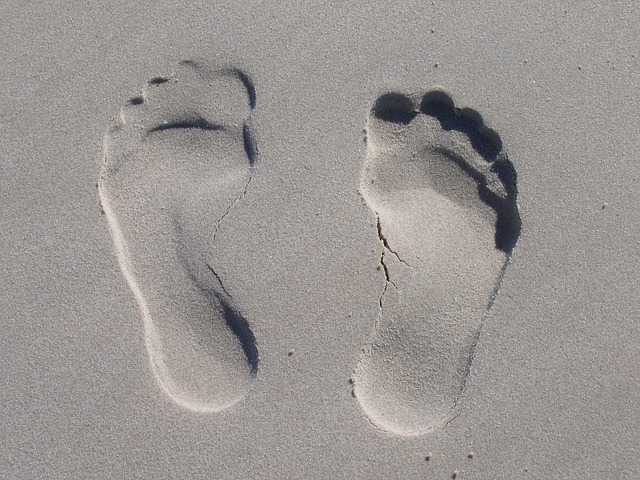 Schuhabdruck im Sand